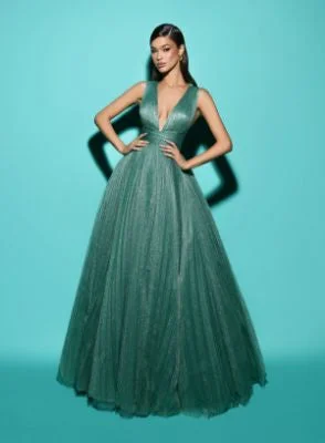 Tarik Ediz Christina Gown Trendy new unclassified dresses