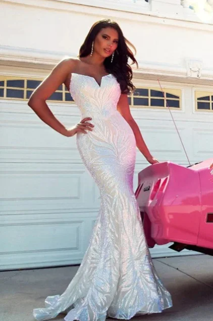 La Petite Robe de Chloe Sweetheart STRAPLESS Fitted Gown Winter unclassified dresses